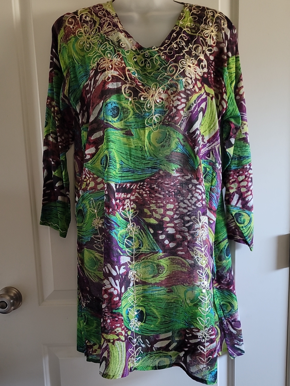 Women's V-Neck Green & Purple Embroidered Tunic Top